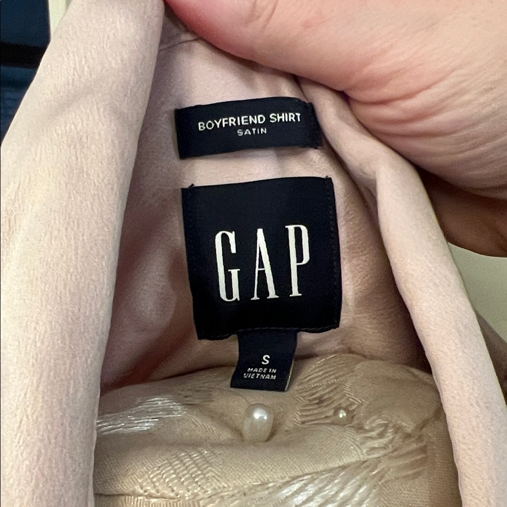 GAP Boyfriend Light Pink Long Sleeve Dress Shirt - Picture 3 of 7